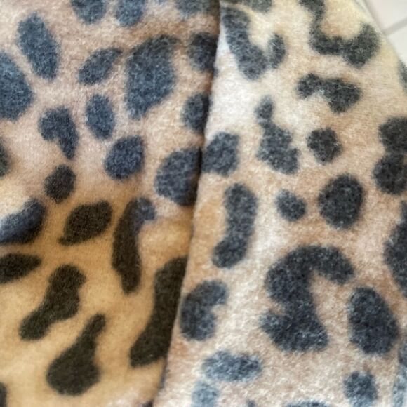 NWT BOUTIQUE ANIMAL PRINT SUPER SOFT OVERSIZED SASSY LOUNGE OR WEAR OUT!! - Picture 11 of 13
